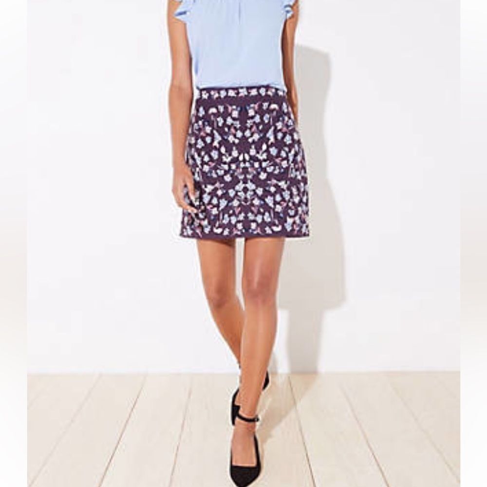 LOFT Floral Embroidered Mini Skirt Size 4